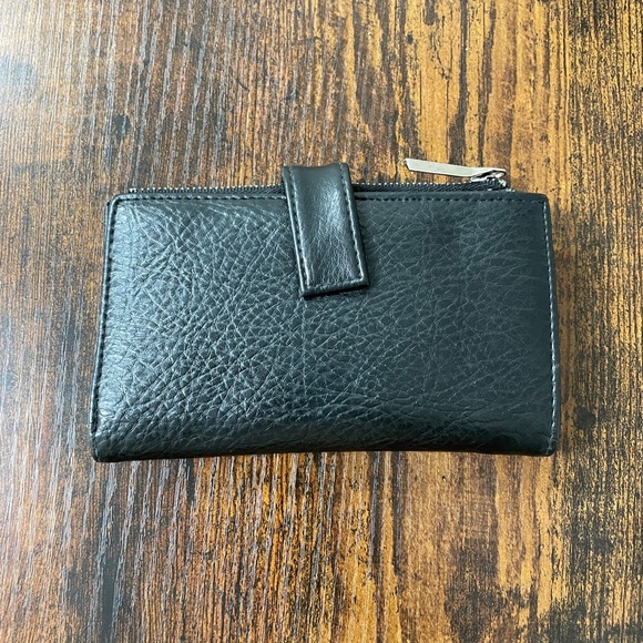 Matt & Nat vegan leather wallet - Picture 3 of 7